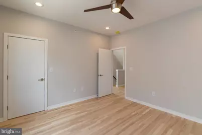 1351 S Myrtlewood Street, Philadelphia, PA 19146 - Photo 16