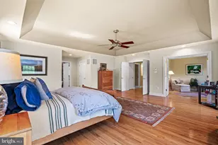 734 Cornelia Pl, Philadelphia, PA 19118 - Photo 18