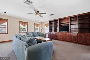8000 Colfax St, Philadelphia, PA 19136 - Photo 20