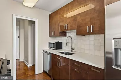 2601 Pennsylvania Avenue #1129, Philadelphia, PA 19130 - Photo 14