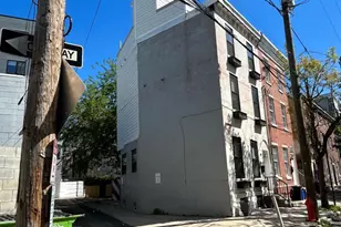 123 E Allen St, Philadelphia, PA 19125 - Photo 4