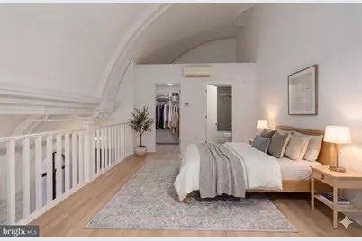 2321 Fitzwater Street #305, Philadelphia, PA 19146 - Photo 2
