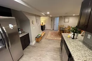 421 Pine St, Philadelphia, PA 19106 - Photo 2