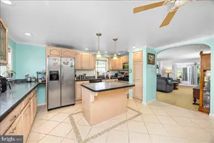 2801 Shipley Rd, Philadelphia, PA 19152 - Photo 4