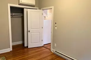 1527 Spruce St, Philadelphia, PA 19102 - Photo 4