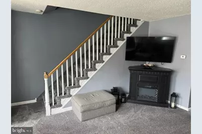 5851 Newtown Avenue, Philadelphia, PA 19120 - Photo 2