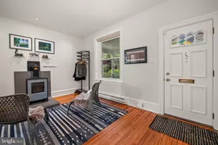657 W Kingsley St, Philadelphia, PA 19144 - Photo 10