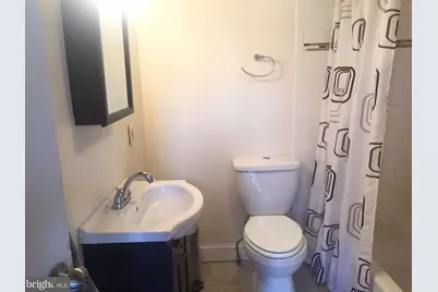 1104 Spruce Street #7, Philadelphia, PA 19107 - Photo 6