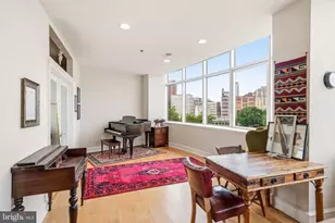 201 N 8th St, Philadelphia, PA 19106 - Photo 1