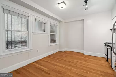 1955 Locust Street #1R, Philadelphia, PA 19103 - Photo 4