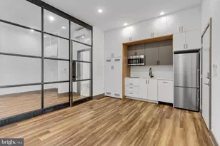 1935 E Hazzard St, Philadelphia, PA 19125 - Photo 2