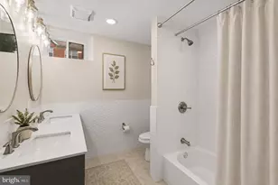 933 S 3rd St, Philadelphia, PA 19147 - Photo 42