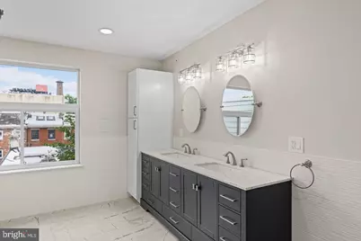 933 S 3rd Street, Philadelphia, PA 19147 - Photo 16