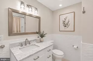 933 S 3rd St, Philadelphia, PA 19147 - Photo 36