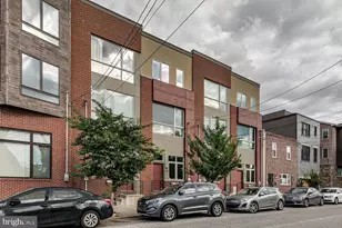 877 N 5th St, Philadelphia, PA 19123 - Photo 2