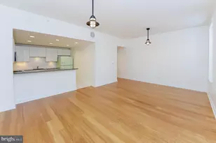 1518 Spruce St, Philadelphia, PA 19102 - Photo 4