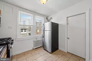 3213 W Hilton, Philadelphia, PA 19129 - Photo 10