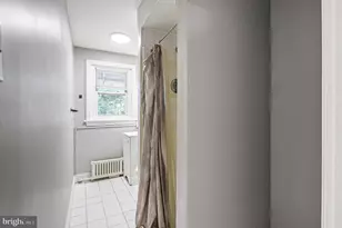 2049 N 63rd St, Philadelphia, PA 19151 - Photo 28