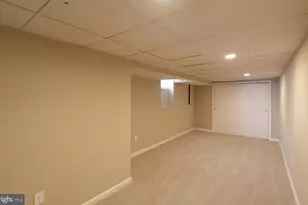 2245 S 22nd St, Philadelphia, PA 19145 - Photo 18