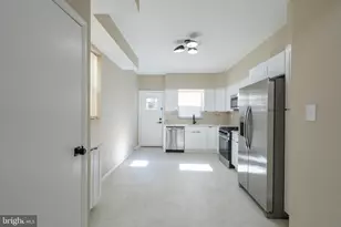 2245 S 22nd St, Philadelphia, PA 19145 - Photo 4