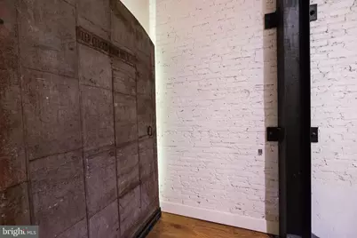 705-7 S 5th Street #301, Philadelphia, PA 19147 - Photo 18