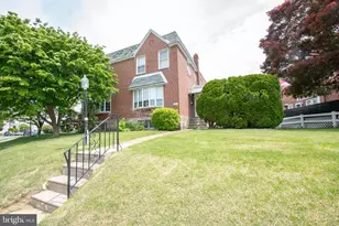 831 Medway Rd, Philadelphia, PA 19115 - Photo 4