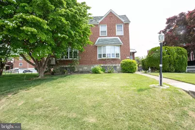 831 Medway Road, Philadelphia, PA 19115 - Photo 2