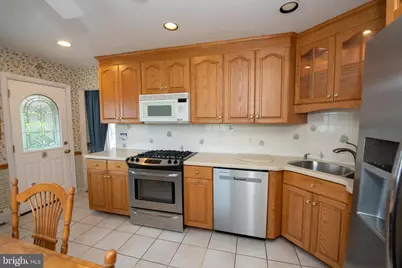 831 Medway Road, Philadelphia, PA 19115 - Photo 18