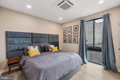 1648-50 Ridge Avenue #302, Philadelphia, PA 19130 - Photo 18