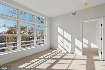 5521 Wayne Avenue #405, Philadelphia, PA 19144 - Photo 6
