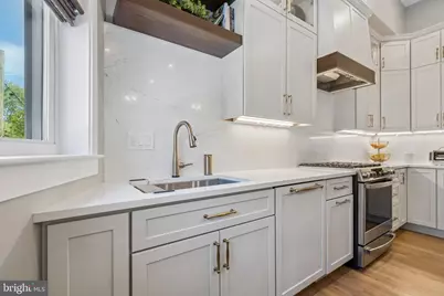 801 S 8th Street, Philadelphia, PA 19147 - Photo 16