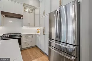 801 S 8th St, Philadelphia, PA 19147 - Photo 12