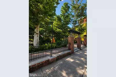 801 S 8th Street, Philadelphia, PA 19147 - Photo 48