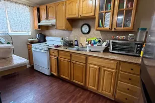 605 Anchor St, Philadelphia, PA 19120 - Photo 6
