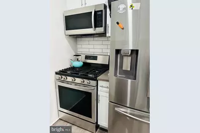 2218 Fairmount Avenue #1, Philadelphia, PA 19130 - Photo 10