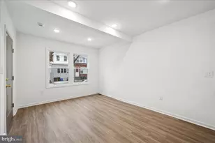 2553 S Dewey St, Philadelphia, PA 19142 - Photo 4