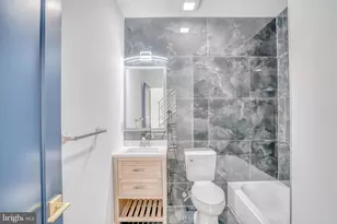 1235 S 26th St, Philadelphia, PA 19146 - Photo 36