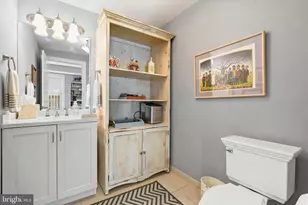 212 Gaskill St, Philadelphia, PA 19147 - Photo 8
