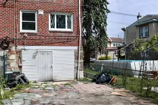 8215 Craig St, Philadelphia, PA 19136 - Photo 32