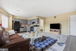 9101 Old Newtown Rd, Philadelphia, PA 19115 - Photo 4