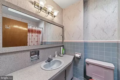 7828 Summerdale Avenue, Philadelphia, PA 19111 - Photo 12