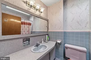 7828 Summerdale Ave, Philadelphia, PA 19111 - Photo 12
