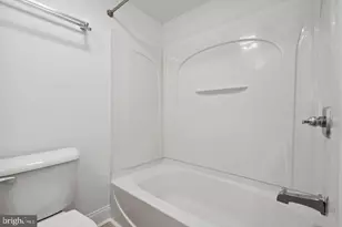 1563 E Hewson St, Philadelphia, PA 19125 - Photo 14
