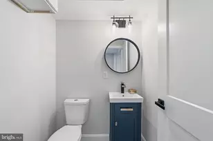 2319 Cross St, Philadelphia, PA 19146 - Photo 6