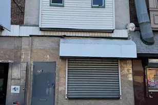 6729 Elmwood Ave, Philadelphia, PA 19142 - Photo 10