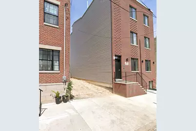 2515 Manton, Philadelphia, PA 19146 - Photo 2
