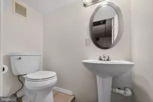 140 Rochelle Ave, Philadelphia, PA 19128 - Photo 24