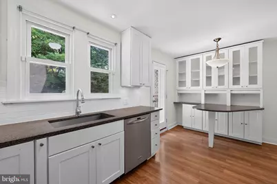 140 Rochelle Avenue, Philadelphia, PA 19128 - Photo 12