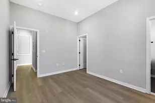 919 N 15th St, Philadelphia, PA 19130 - Photo 18