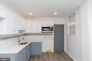 2465 N Garnet St, Philadelphia, PA 19132 - Photo 20